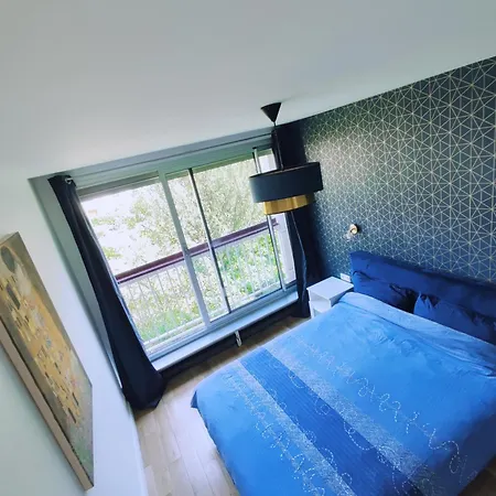 Spacious 3br Peaceful Appartment, Balcony & Parking Apartment *